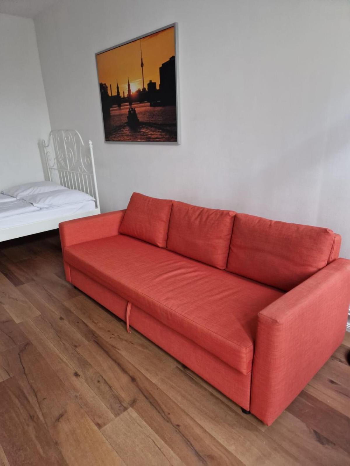 City Studio Apartment For 4, Near Sonnenallee Βερολίνο Εξωτερικό φωτογραφία