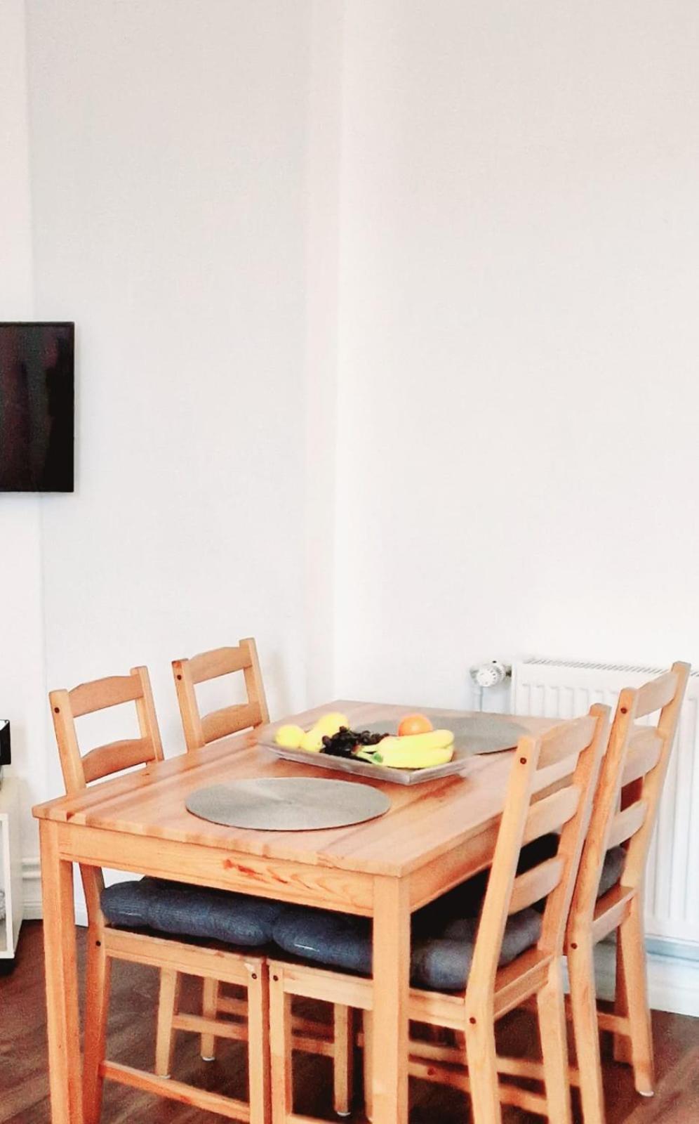 City Studio Apartment For 4, Near Sonnenallee Βερολίνο Εξωτερικό φωτογραφία