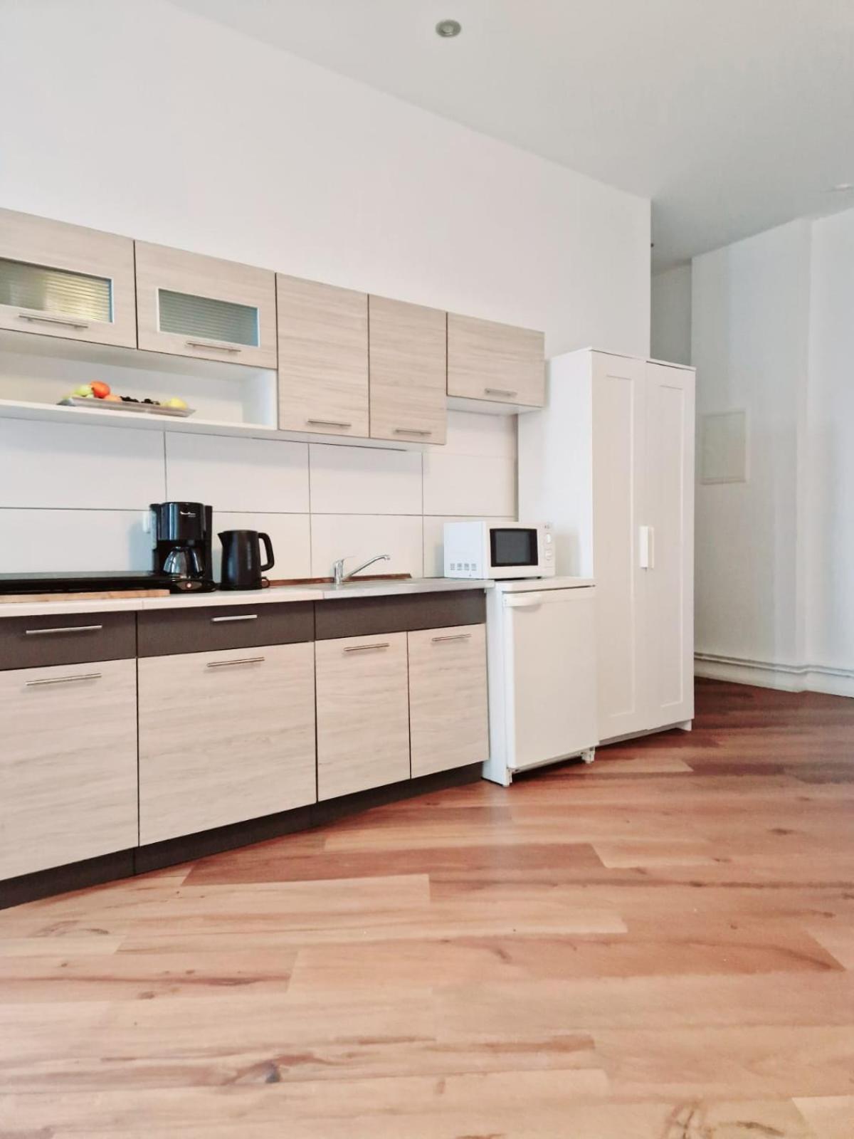 City Studio Apartment For 4, Near Sonnenallee Βερολίνο Εξωτερικό φωτογραφία