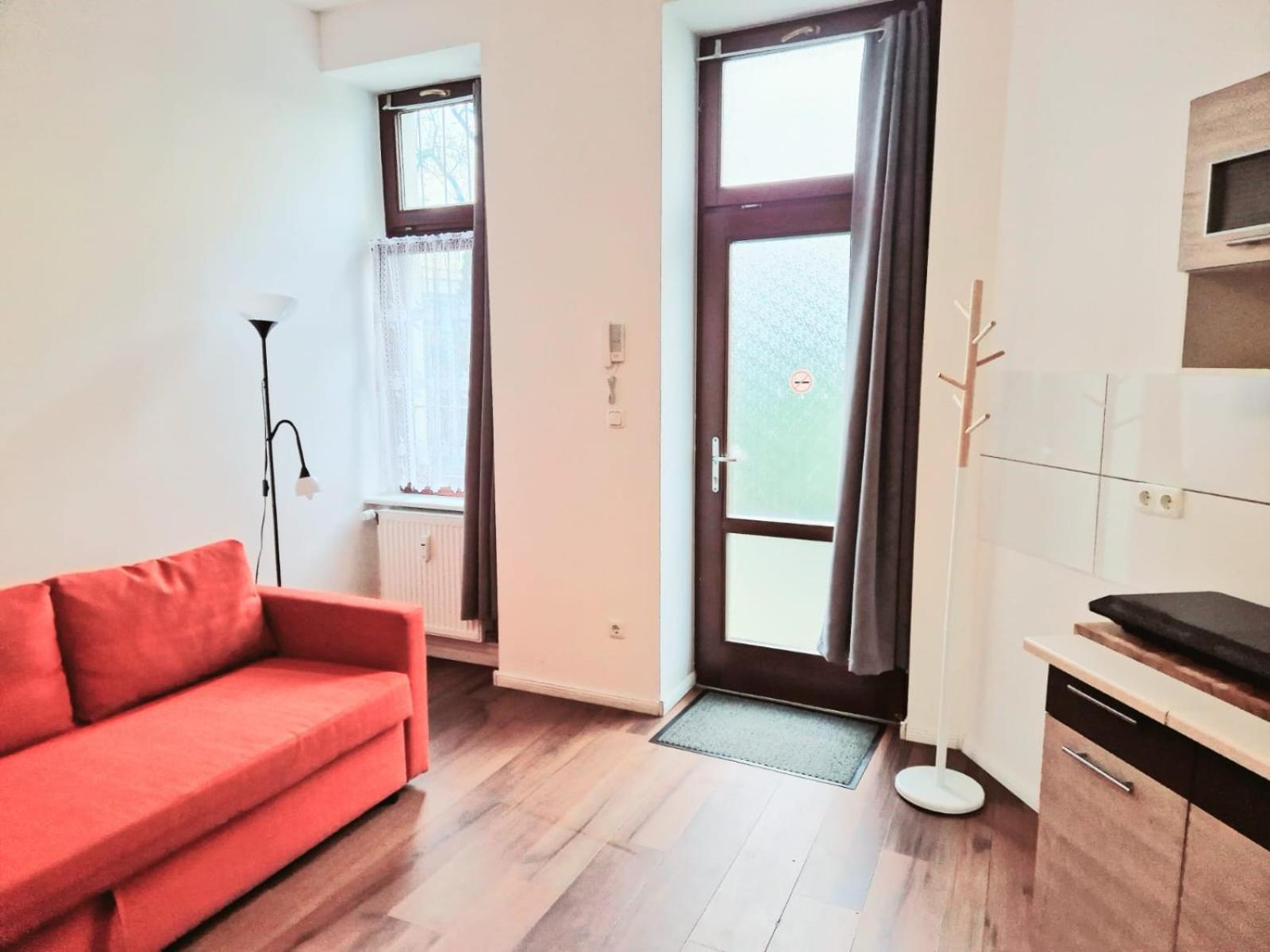 City Studio Apartment For 4, Near Sonnenallee Βερολίνο Εξωτερικό φωτογραφία